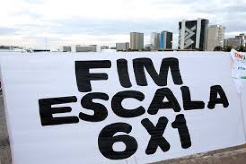 Fim da escala 6×1: comissão da Câmara dos Deputados aprova texto-base da PEC que reduz a jornada e aumenta folgas