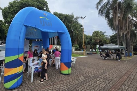 Ações Sociais e Ambientais foram realizadas na Praça da República
