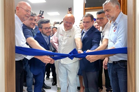 HCI recebe dirigente do Ministério da Saúde e inaugura novos equipamentos oncológicos
